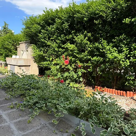 Апарт-отель Apart Hotel Lyubimets 3*