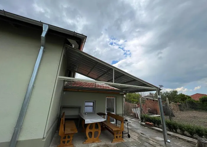 アパート Apart Hotel Lyubimets Lyubimets